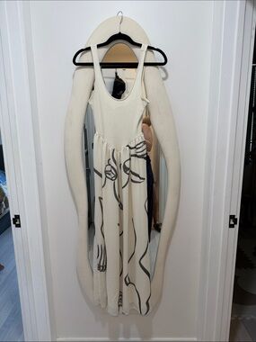 Zara Cream Maxi Dress with Abstract Black Line Print